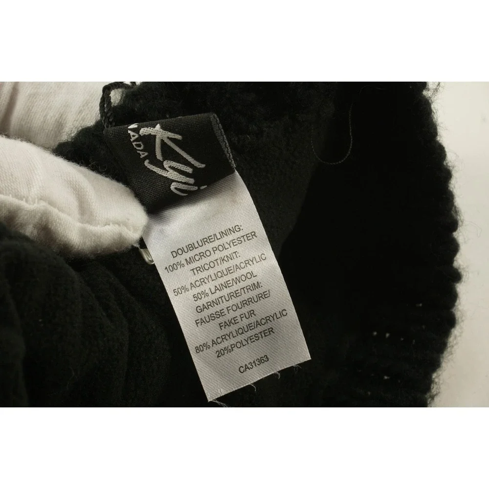 New Kyi Kyi Handmade Chunky Knit Pom Pom Beanie Black Wool Blend One‎ Size